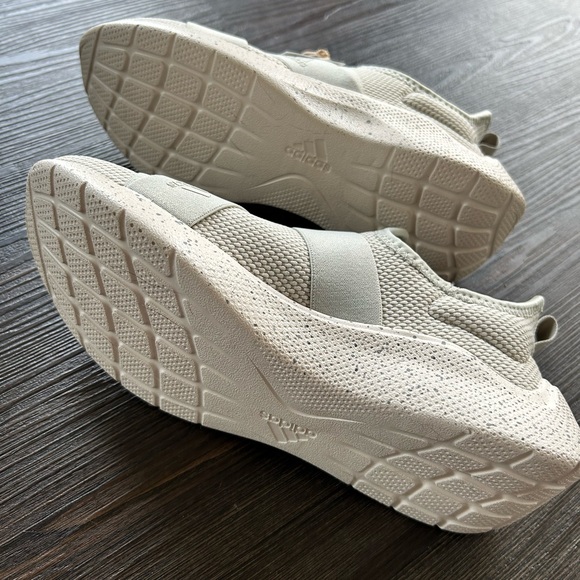 Adidas Puremotion adapt Beige 6.5 - Picture 3 of 5